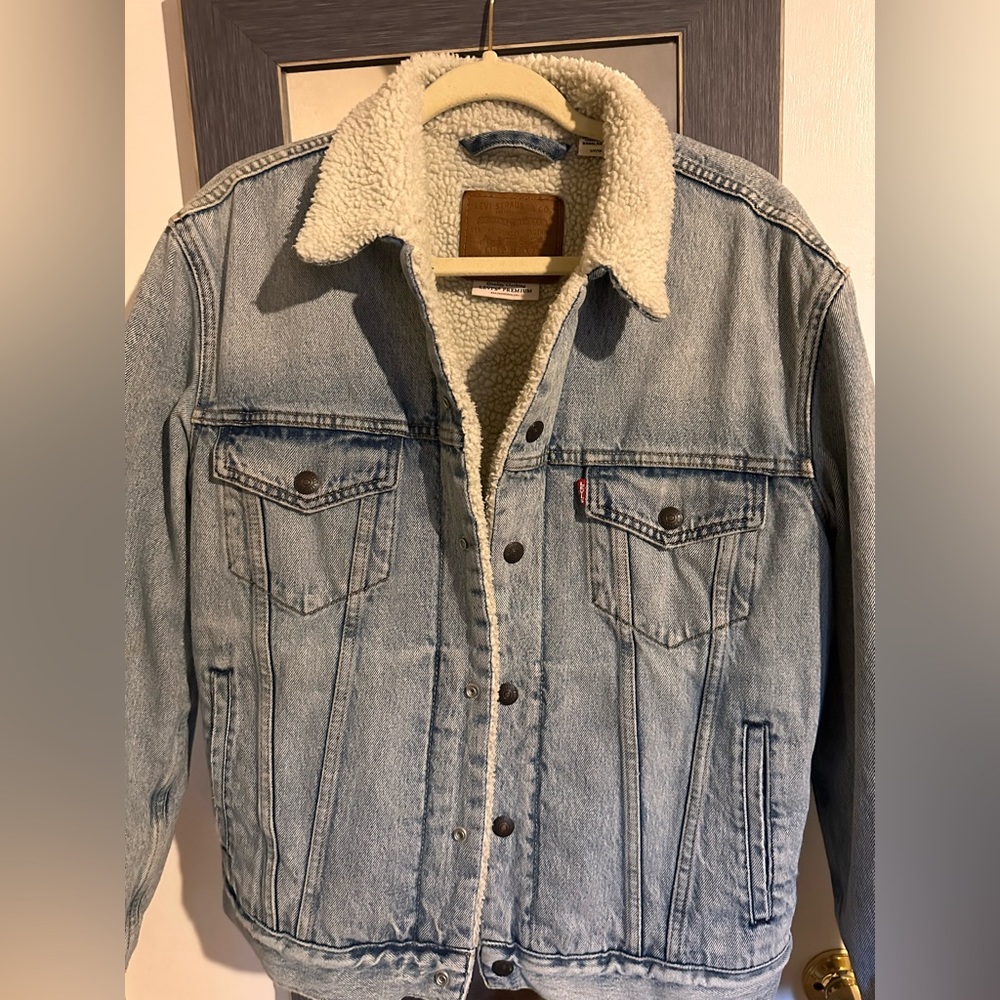 Jacket, sueter - Picture 5 of 9